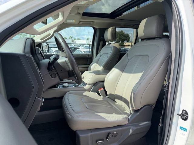 Used 2020 Ford Expedition Limited AWD/4WD image 9