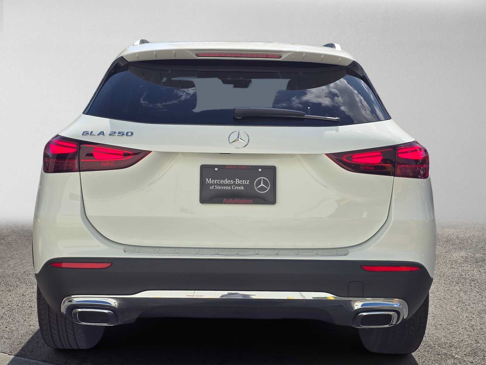 New 2026 Mercedes-Benz GLA 250 image 4