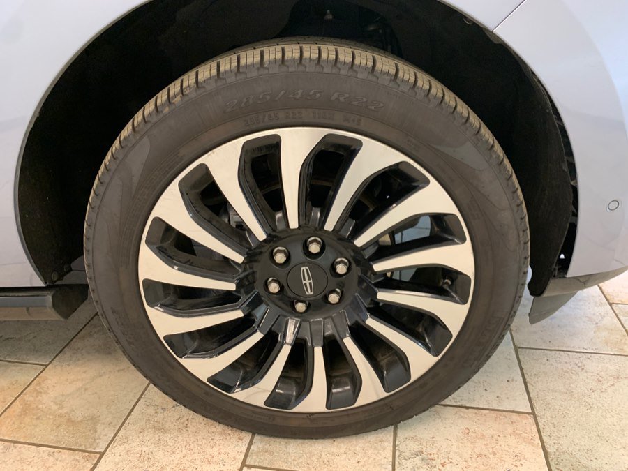 Used 2023 Lincoln Navigator Black Label AWD/4WD image 11