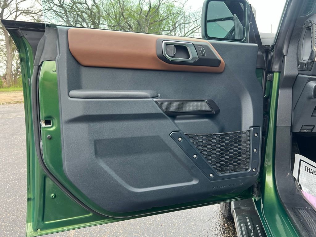 Used 2024 Ford Bronco Outer Banks image 10