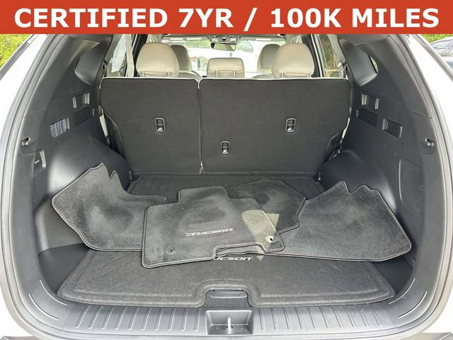 Used 2025 Hyundai Tucson Limited FWD image 12