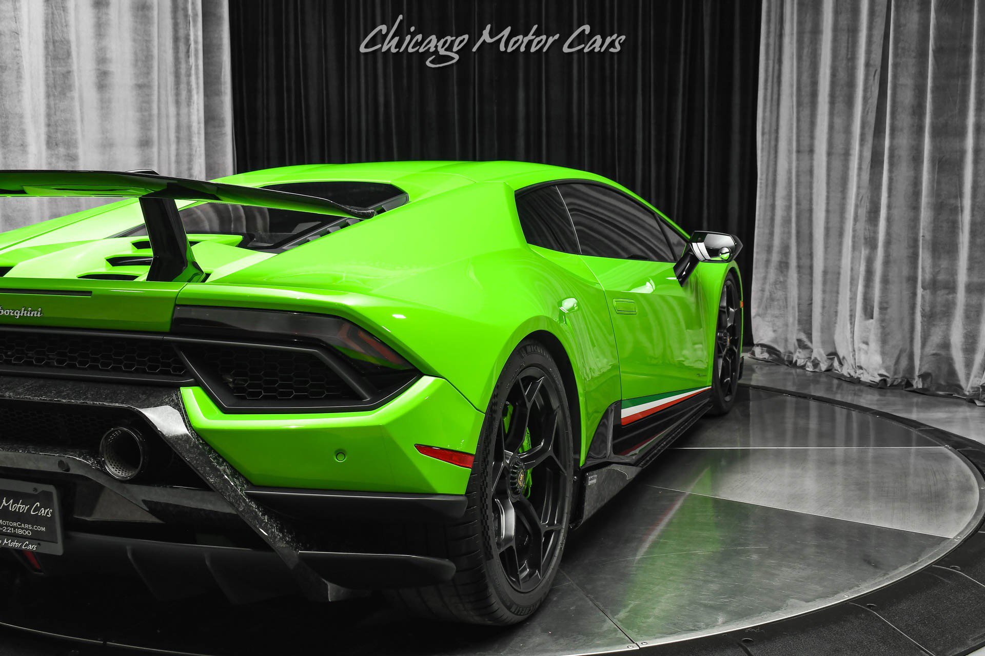 Used 2018 Lamborghini Huracan Performante image 38