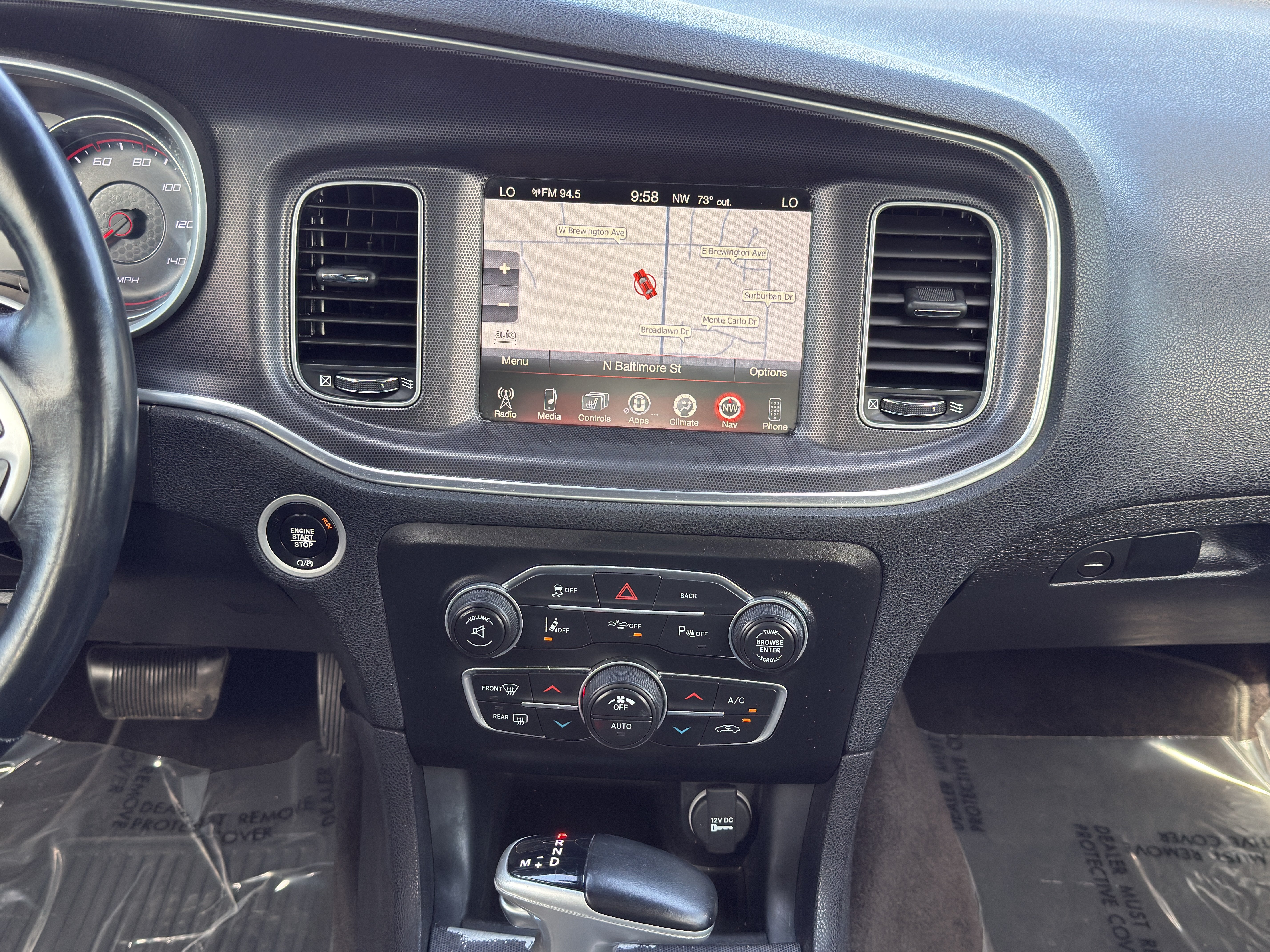 Used 2016 Dodge Charger SXT w/ AWD Premium Group image 28