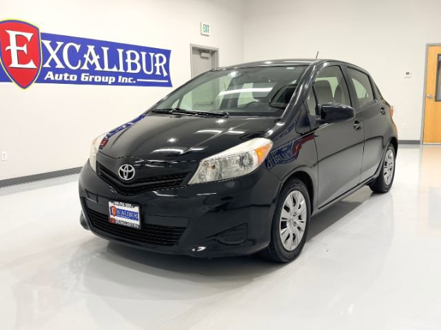 Used 2013 Toyota Yaris LE image 10