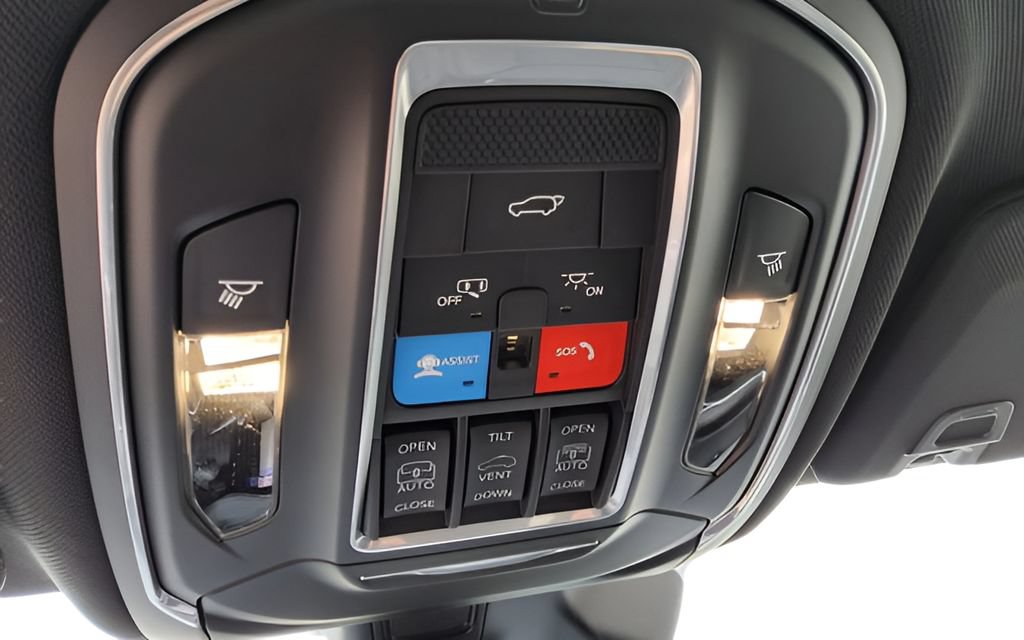 New 2026 Jeep Grand Cherokee Limited AWD/4WD image 9
