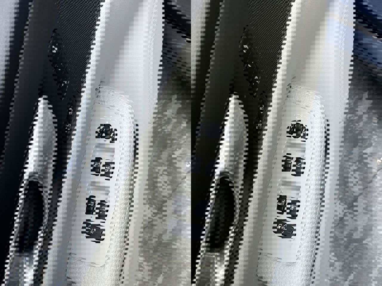 Used 2019 Volvo S60 T6 Momentum w/ Premium Package image 8