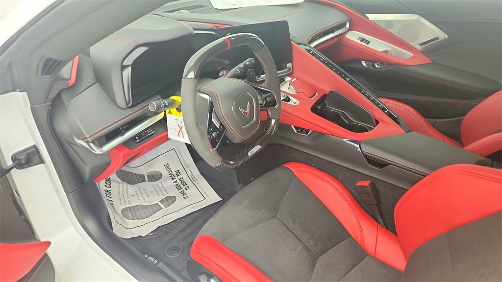 New 2025 Chevrolet Corvette E-Ray image 14