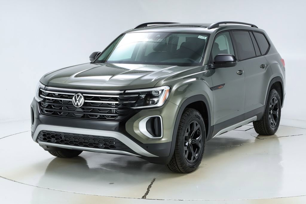 New 2026 Volkswagen Atlas Peak Edition