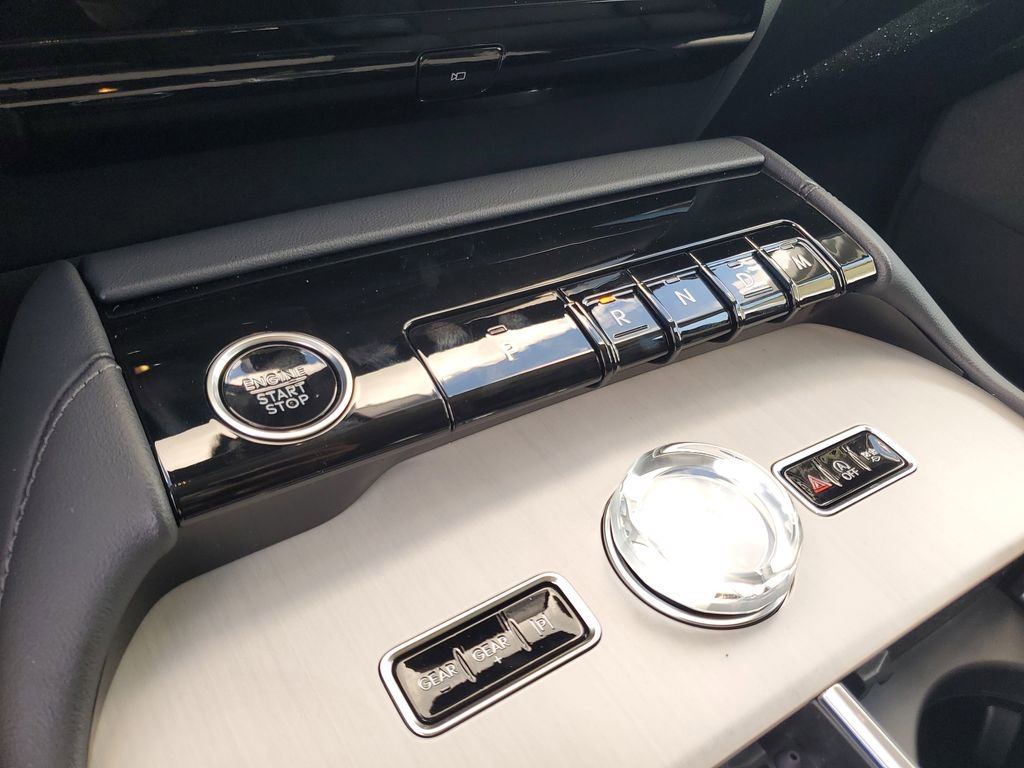 New 2025 Lincoln Navigator L Reserve image 31