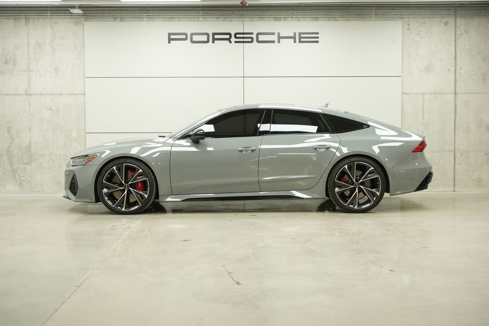 Used 2023 Audi RS 7 Sportback AWD/4WD image 2
