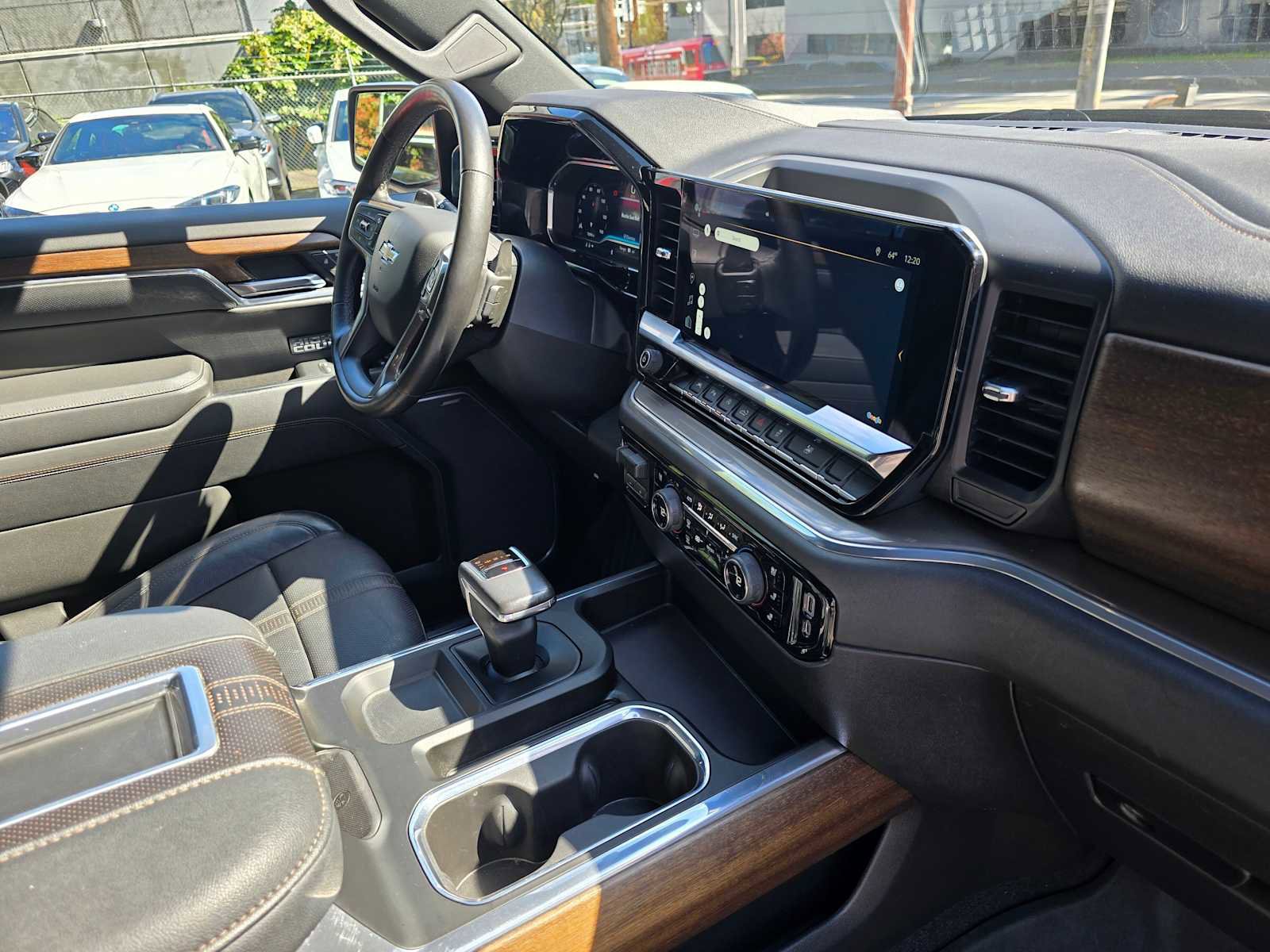 Used 2022 Chevrolet Silverado 1500 High Country w/ Max Trailering Package AWD/4WD image 11