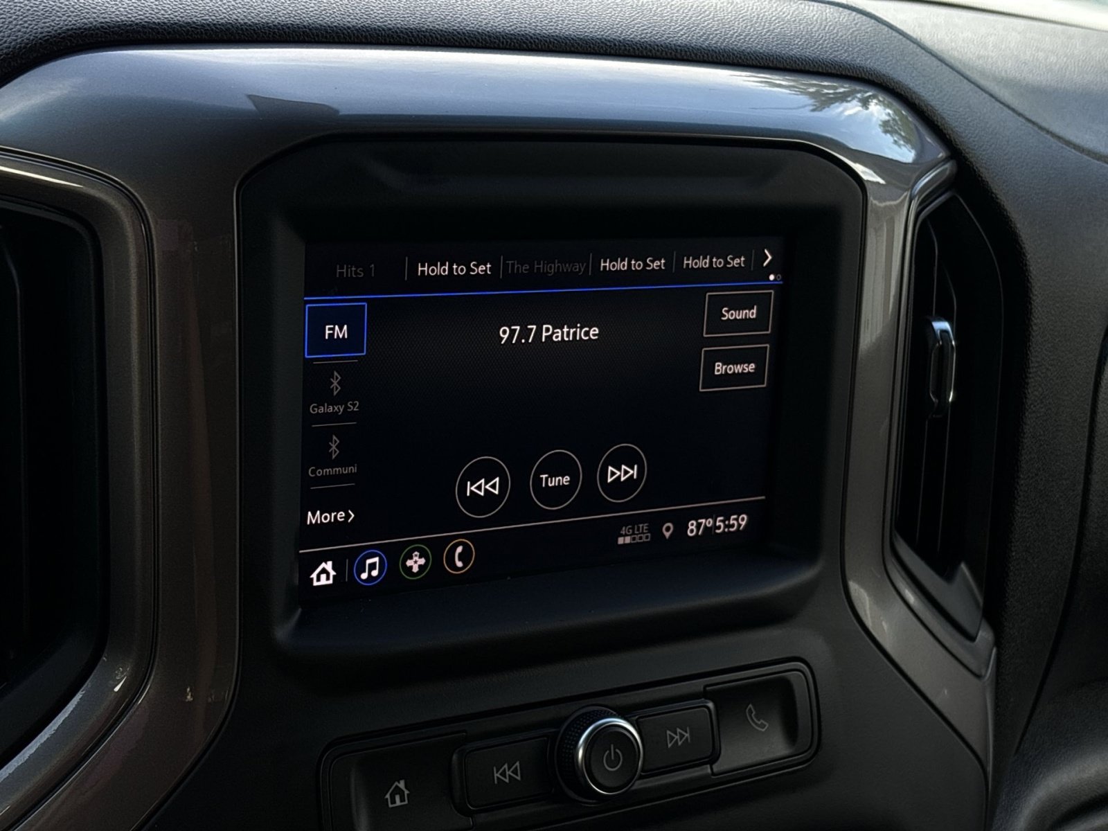 Used 2021 Chevrolet Silverado 1500 Custom w/ LPO, Dark Essentials Package AWD/4WD image 28