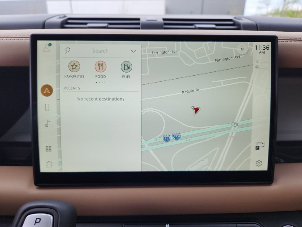 Certified 2025 Land Rover Defender 90 X-Dynamic SE image 19