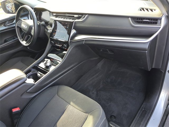 Used 2022 Jeep Grand Cherokee L Laredo w/ Luxury Tech Group I image 14