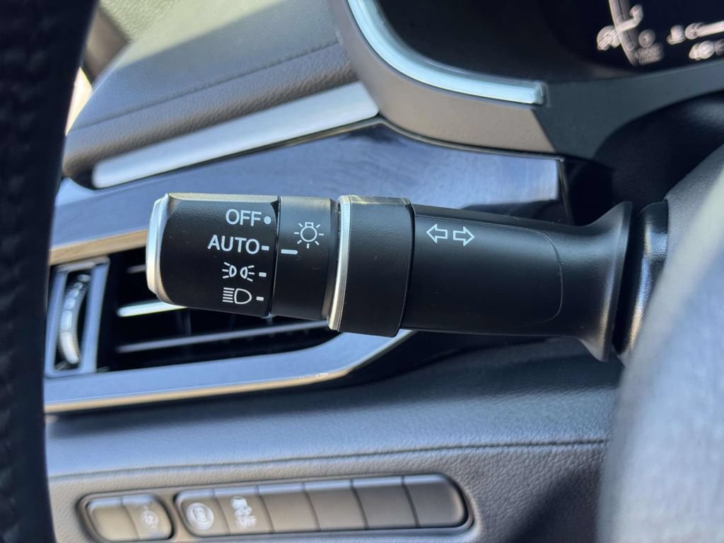 Certified 2023 Acura MDX SH-AWD image 23