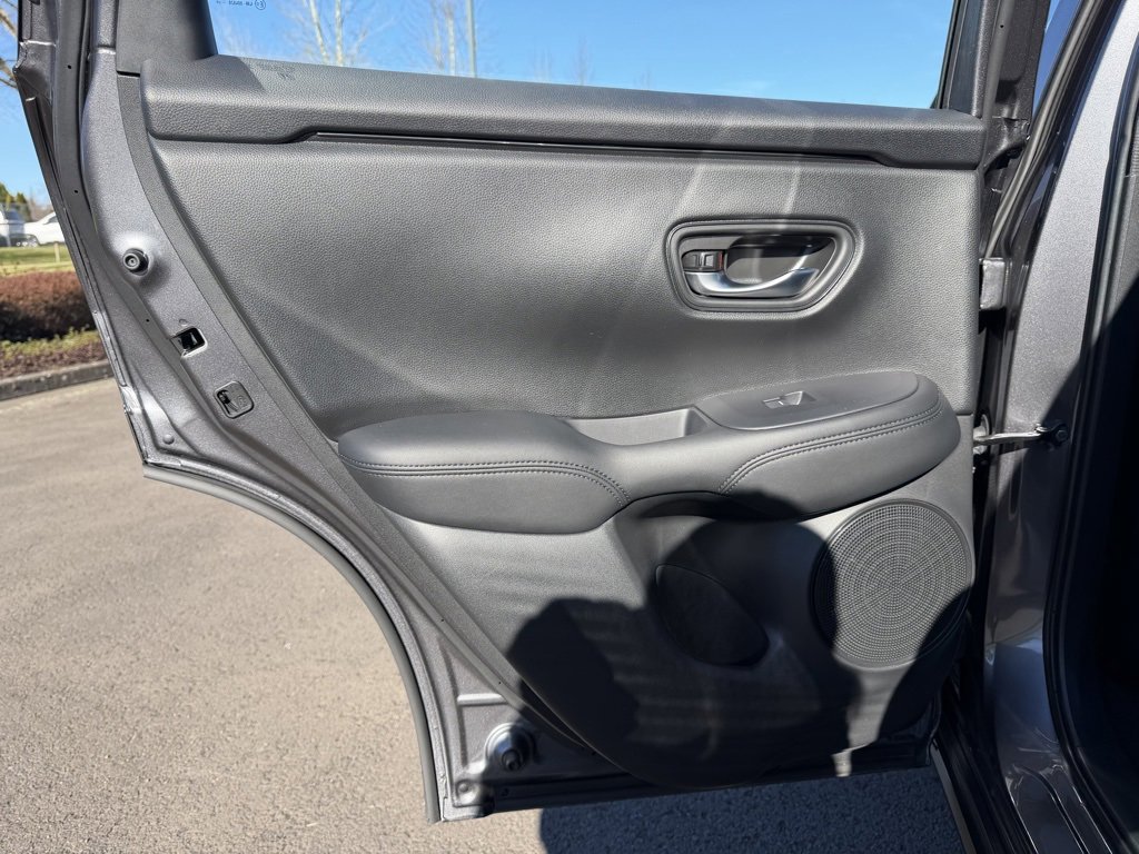 Used 2025 Honda HR-V LX image 30