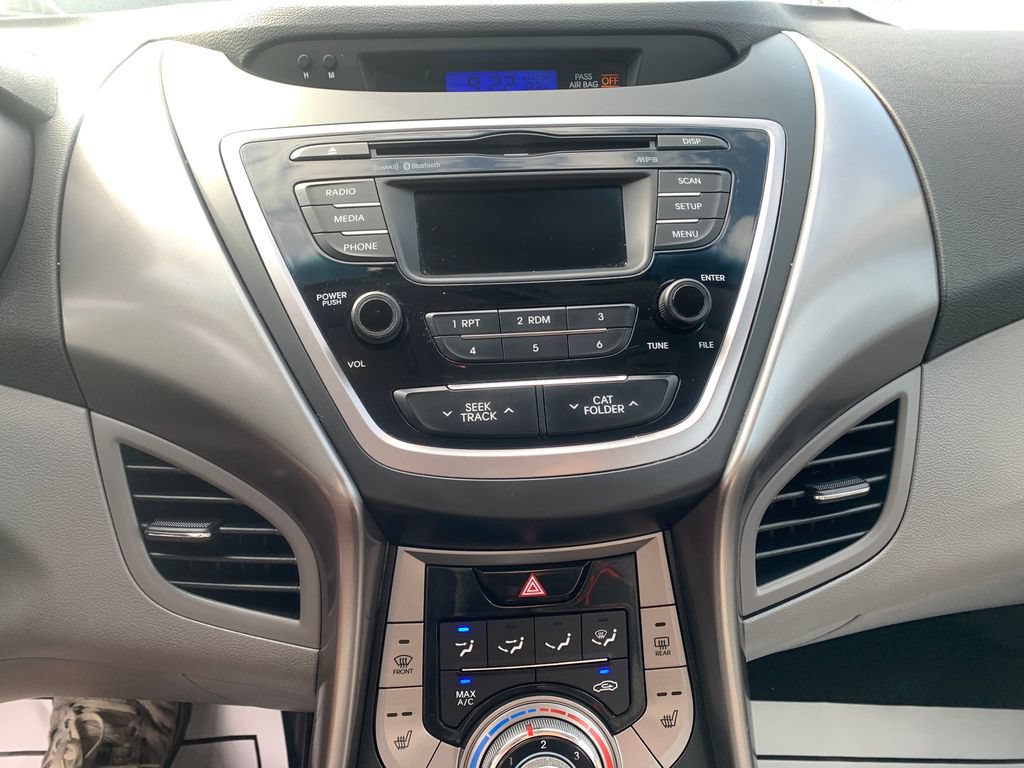 Used 2013 Hyundai Elantra GLS w/ Preferred Pkg FWD image 12