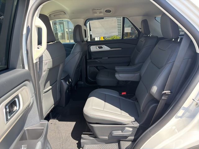 New 2026 Ford Explorer Active AWD/4WD image 17