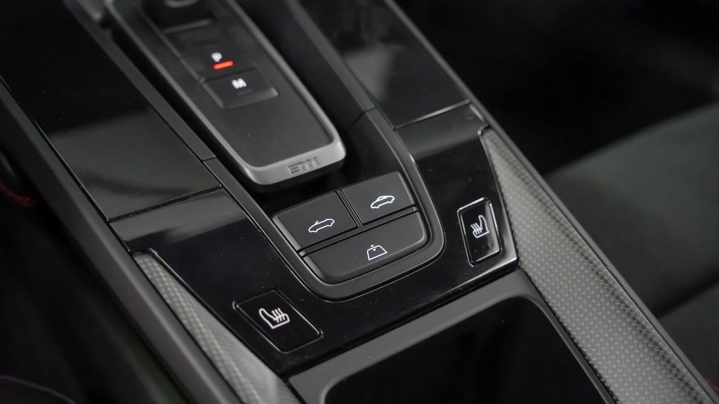 Used 2022 Porsche 911 Carrera GTS image 32