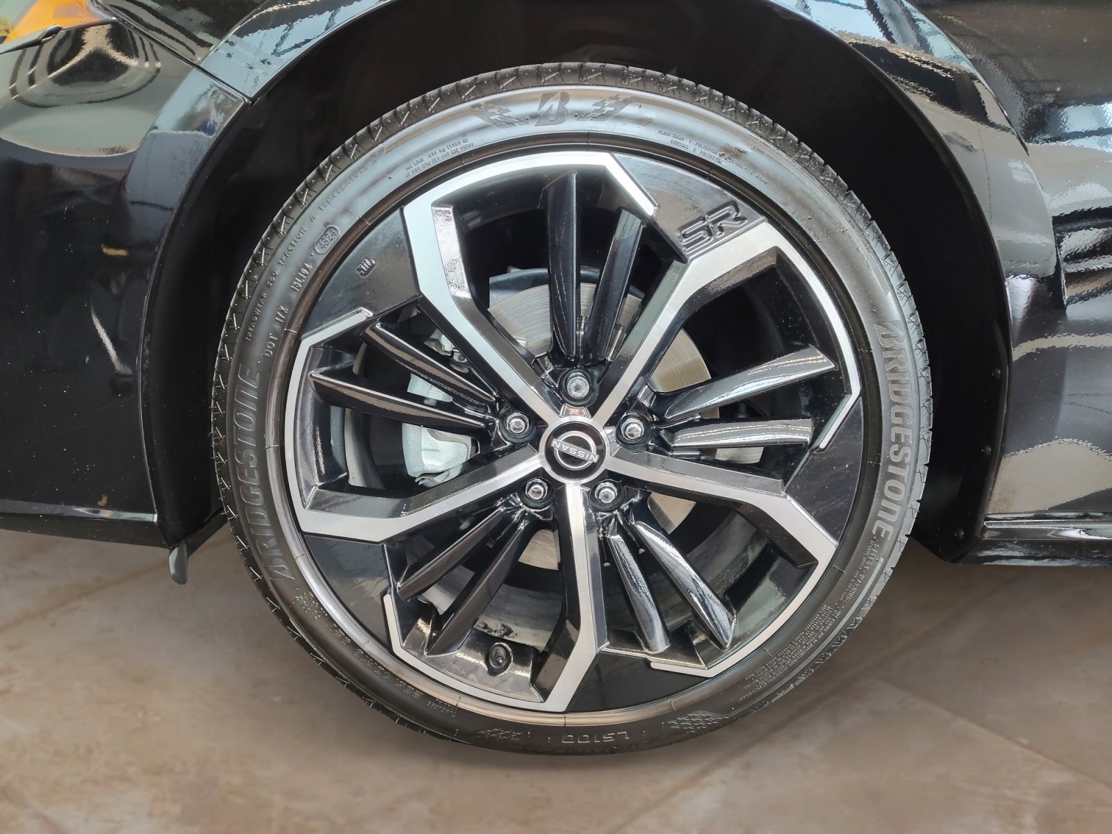Certified 2025 Nissan Altima 2.5 SR FWD image 27
