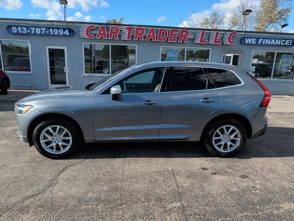 Used 2021 Volvo XC60 T5 Momentum image 40