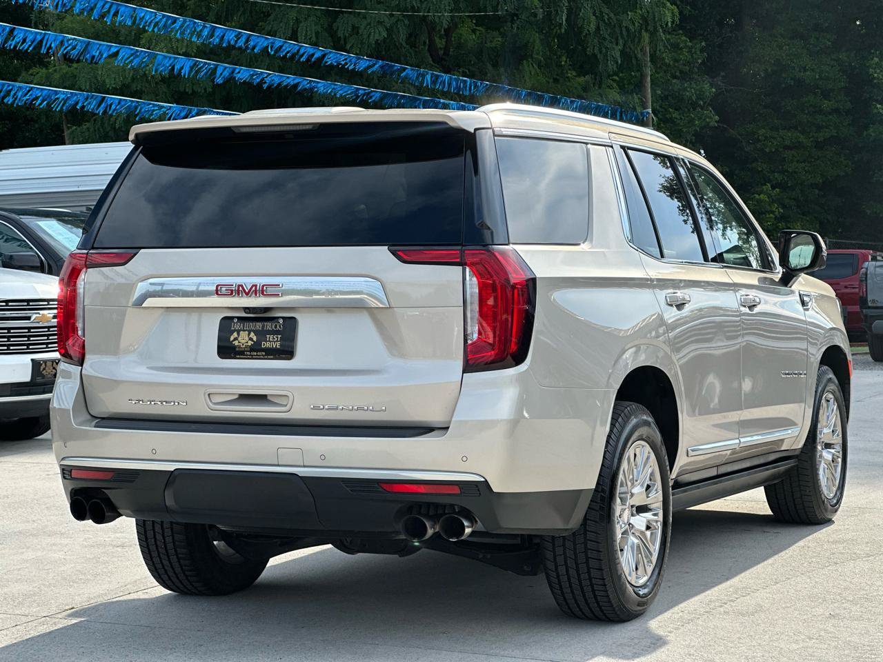 Used 2021 GMC Yukon Denali w/ Advanced Technology Package RWD image 7