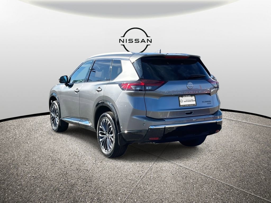 Used 2024 Nissan Rogue Platinum image 8