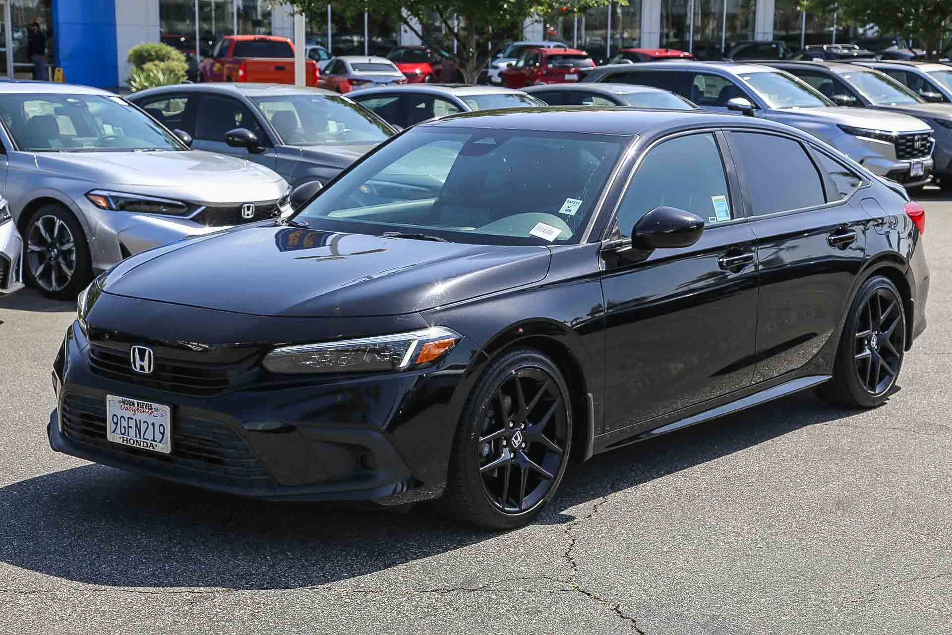 Used 2023 Honda Civic Sport image 3