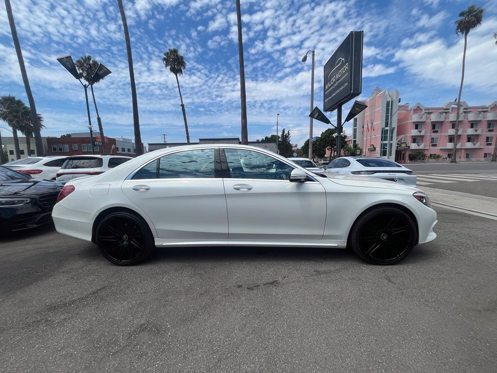 Used 2016 Mercedes-Benz S 550 4MATIC Sedan image 4