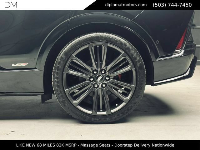 Used 2026 Cadillac Lyriq V AWD/4WD image 42