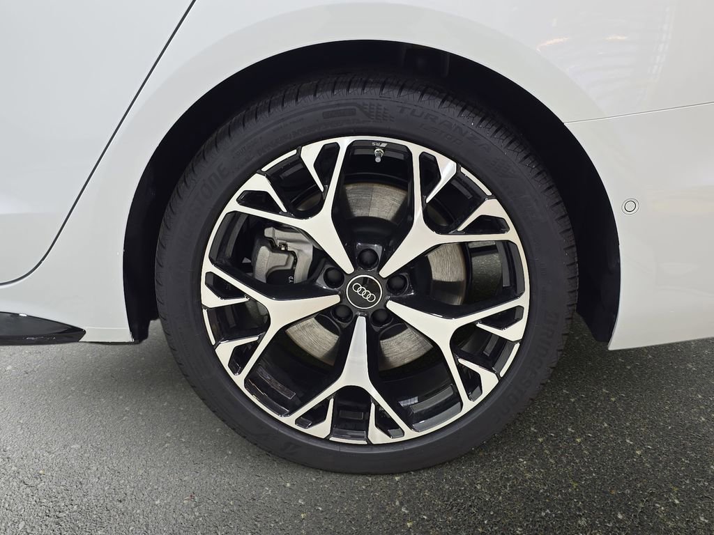 New 2026 Audi A6 Premium Plus image 32