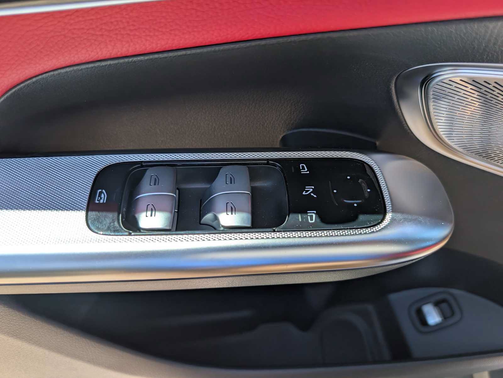 New 2026 Mercedes-Benz GLC 300 4MATIC image 32