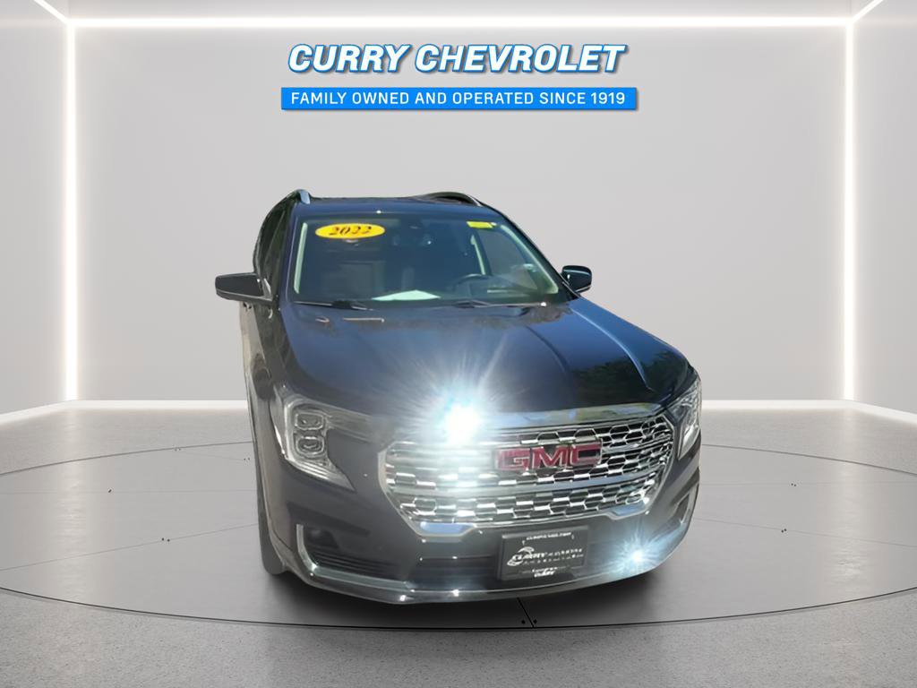 Used 2022 GMC Terrain Denali w/ Black Diamond Edition AWD/4WD image 4