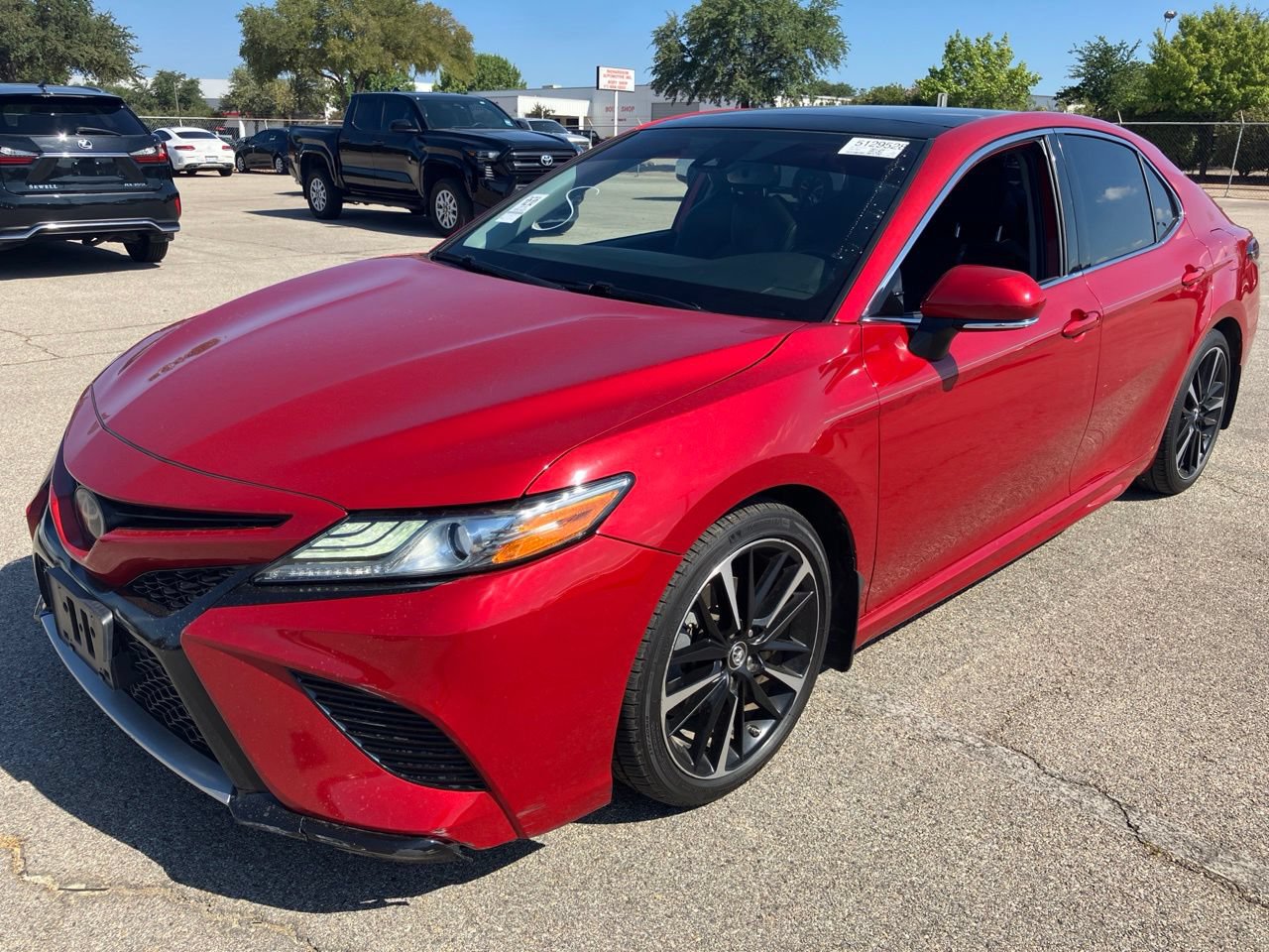Used 2019 Toyota Camry XSE FWD image 1