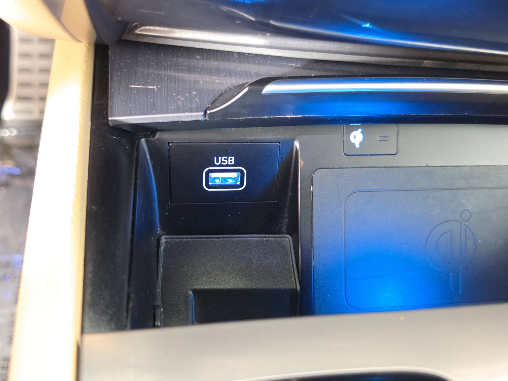 Used 2019 Genesis G80 3.8 image 30