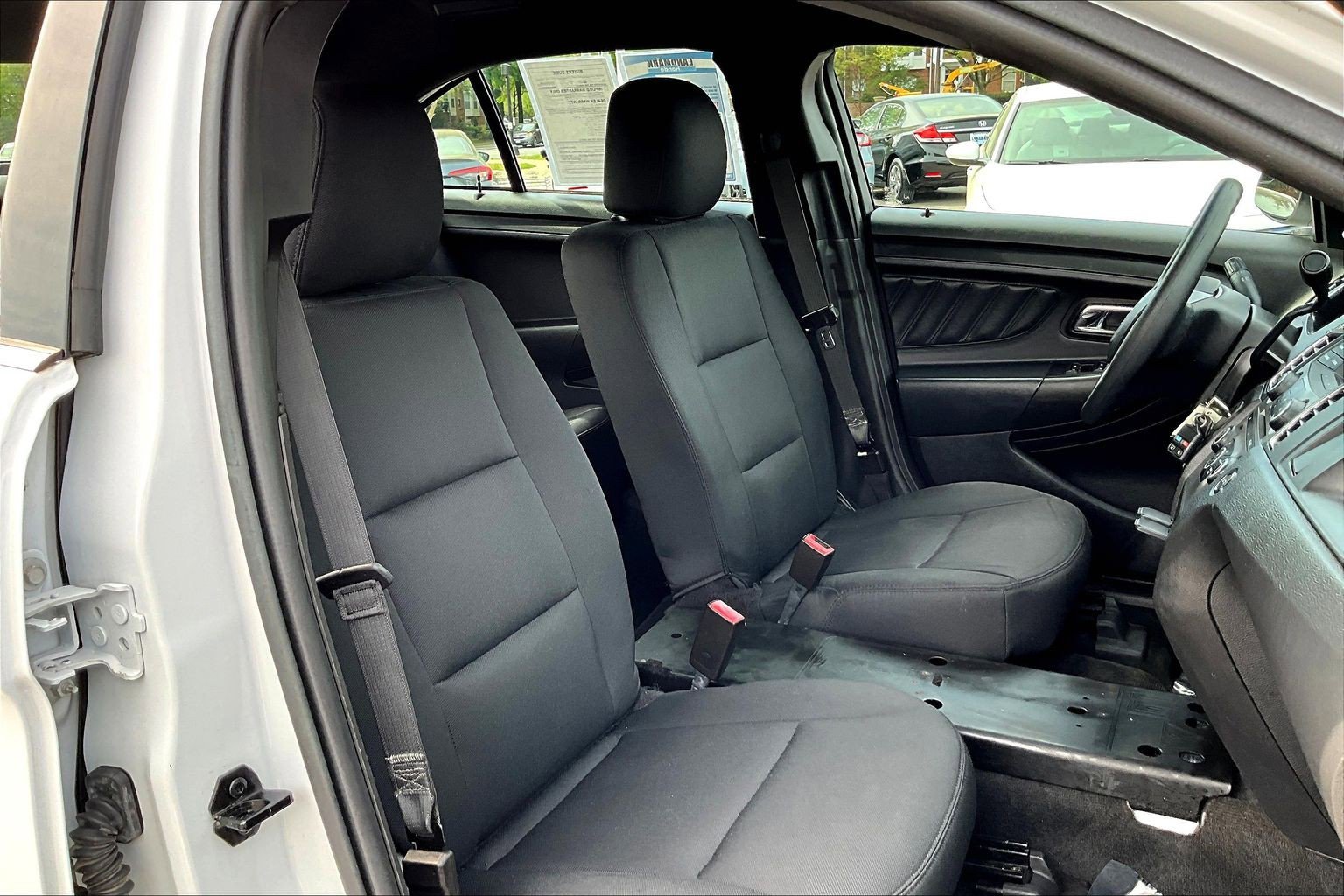 Used 2017 Ford Taurus Police Interceptor image 7