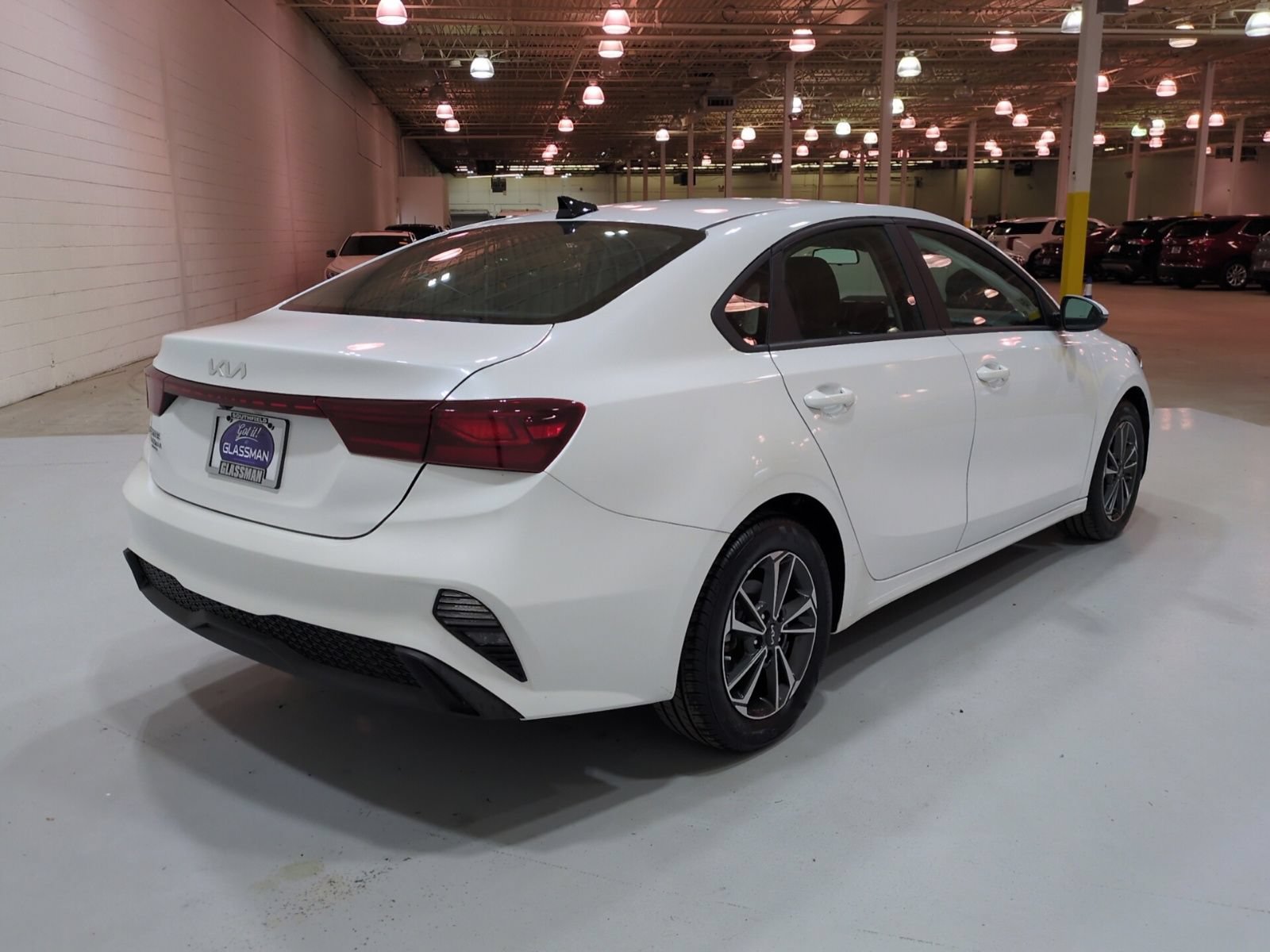 Certified 2023 Kia Forte LXS w/ LXS Technology Package FWD image 3
