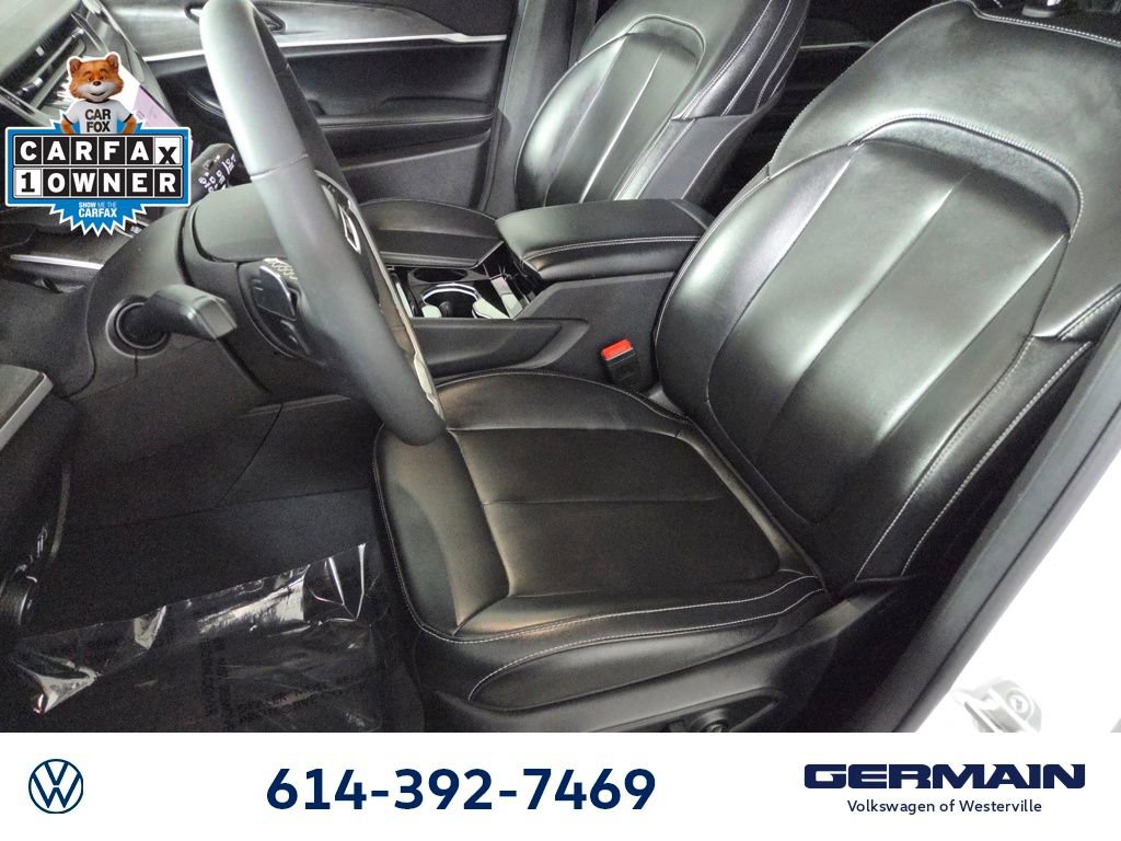 Used 2023 Jeep Grand Cherokee L Limited w/ Black Appearance Package image 15