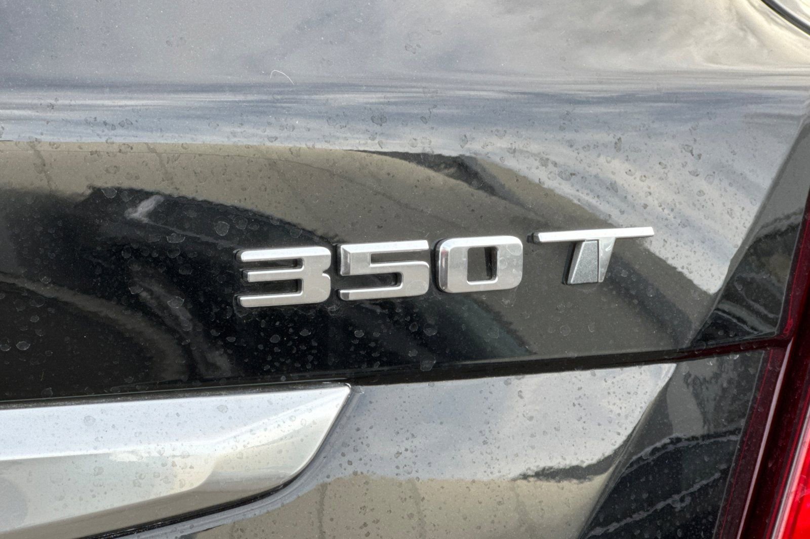 Used 2025 Cadillac XT5 Premium Luxury w/ LPO, Red Accent Package image 47