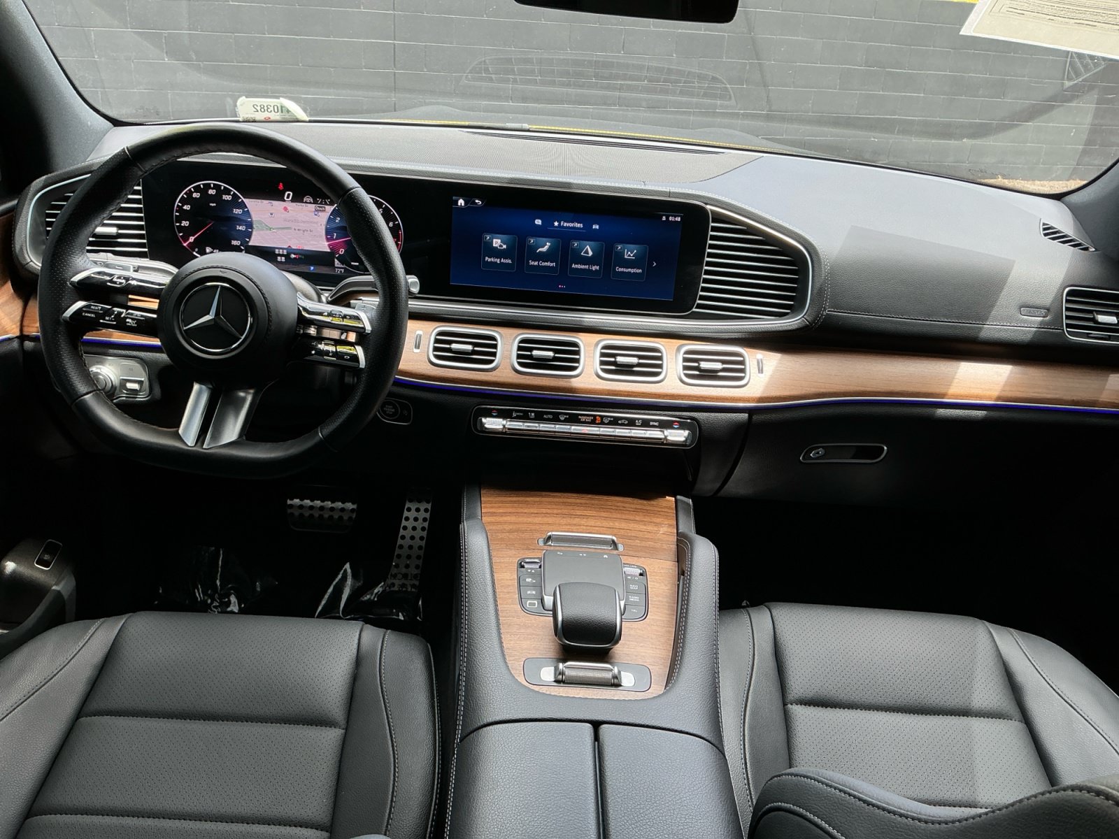 Used 2025 Mercedes-Benz GLS 450 4MATIC image 15