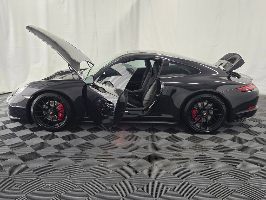 Certified 2018 Porsche 911 Carrera GTS RWD image 13