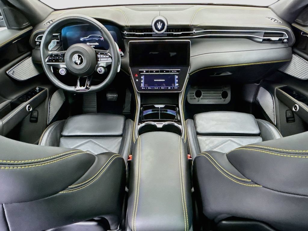 Used 2023 Maserati Grecale Modena AWD/4WD image 13