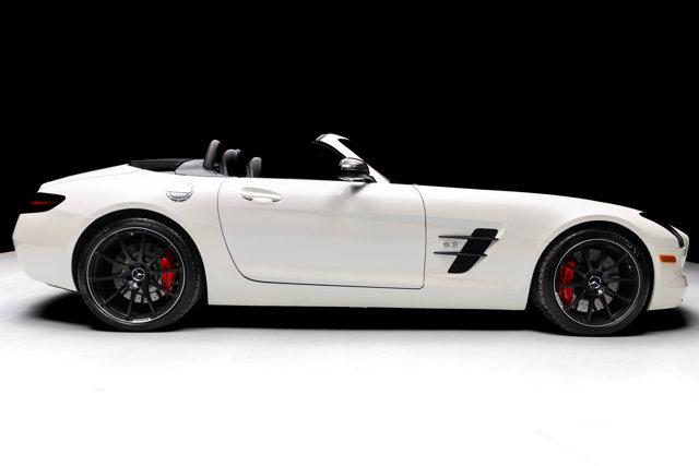 Used 2014 Mercedes-Benz SLS AMG GT Roadster image 27