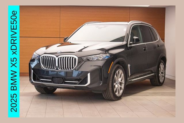 Used 2025 BMW X5 xDrive50e image 1