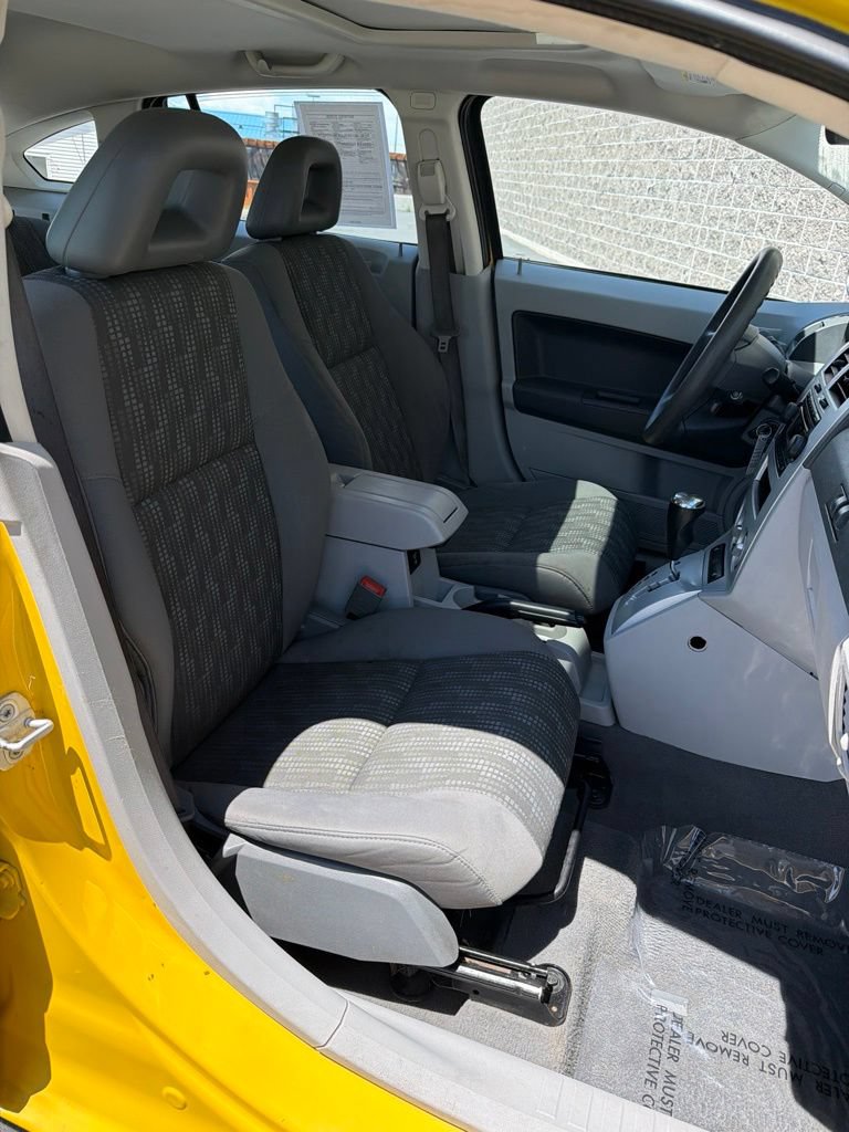 Used 2007 Dodge Caliber SXT FWD image 33