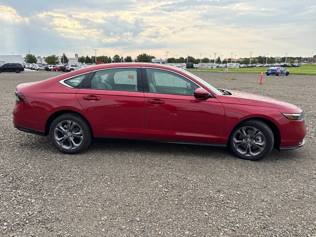 Used 2025 Honda Accord EX-L image 12