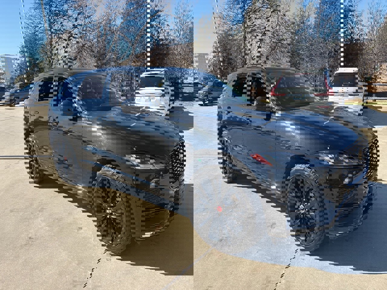 Used 2022 Jaguar F-PACE S image 3