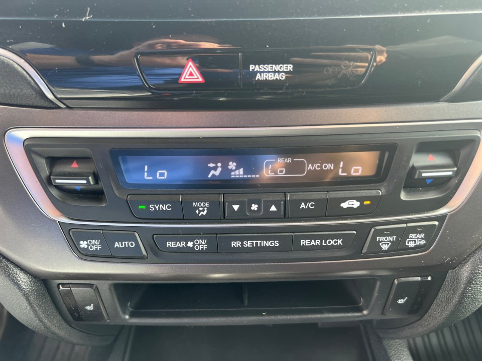 Certified 2022 Honda Pilot Sport image 18