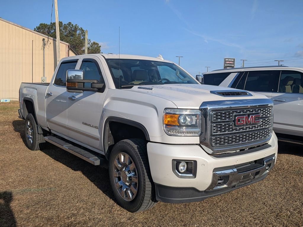 Used 2018 GMC Sierra 2500 Denali w/ Duramax Plus Package image 14