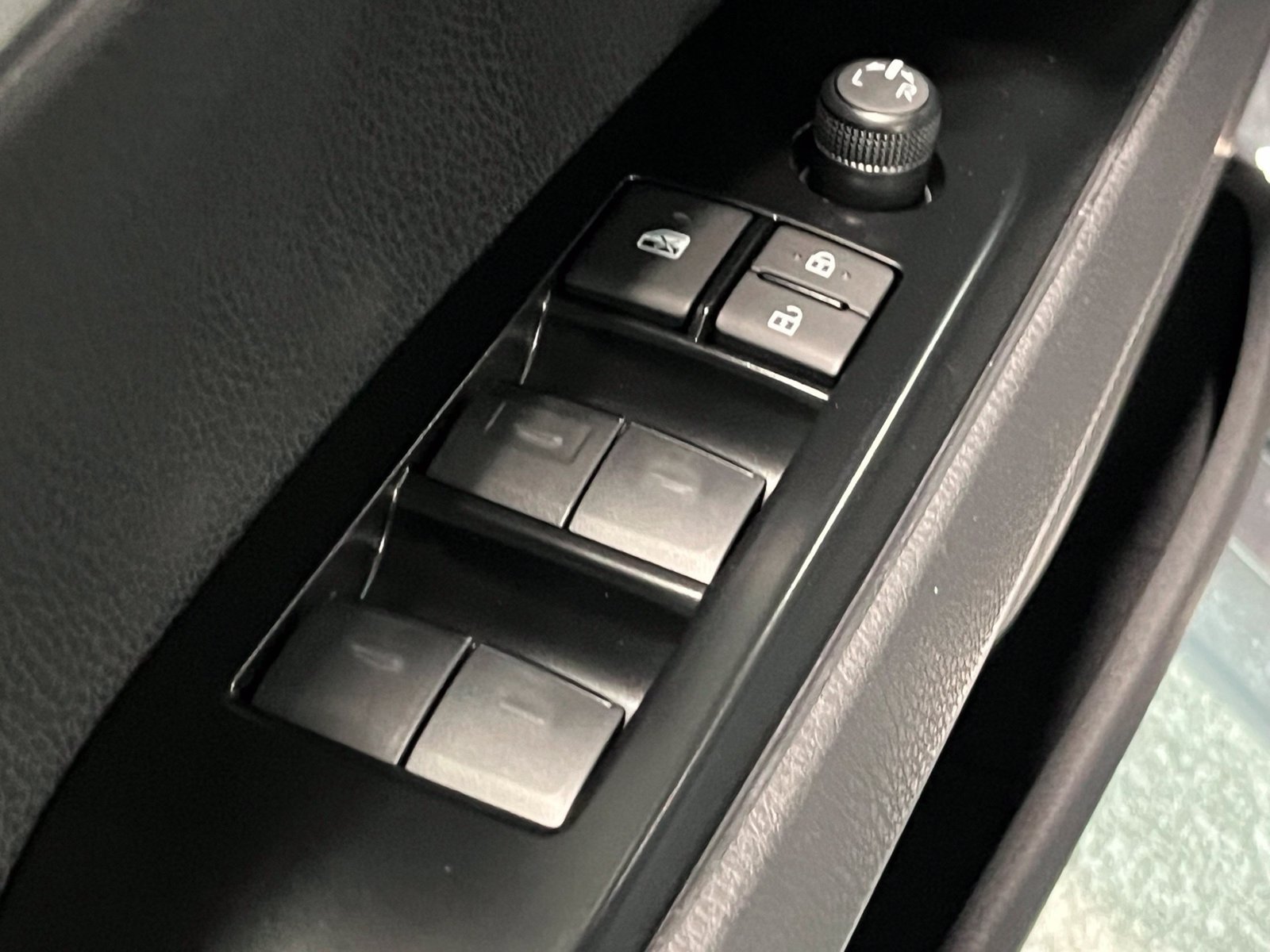 New 2026 Toyota Camry LE FWD image 32